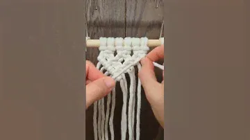 MACRAME MINI WALL HANGING